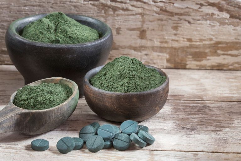 Spirulina: Consumul și Beneficiile Acesteia