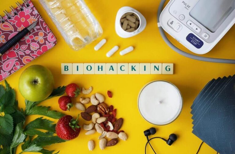 Biohacking pentru începători: 5 obiceiuri simple care îți pot prelungi viața