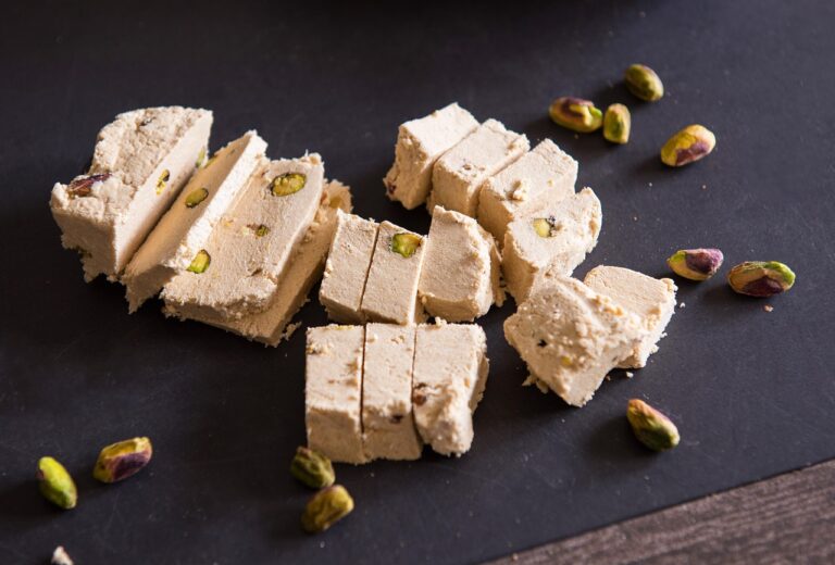Halva: Desertul tradițional care ascunde o mină de aur nutrițională